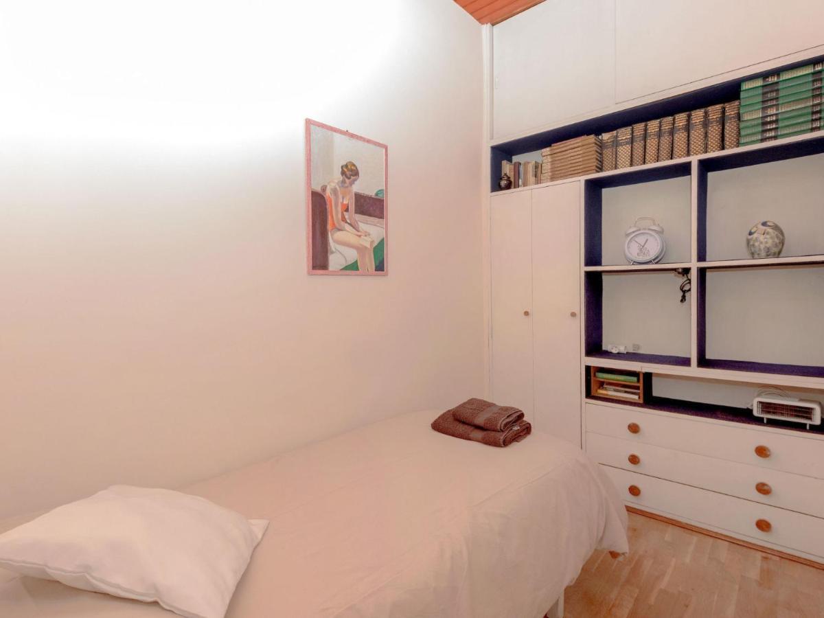 Apartment Eixample Esquerre Arago Rocafort By Interhome Barcelona Luaran gambar